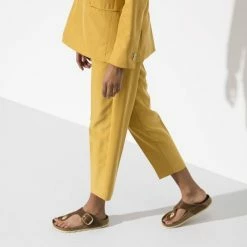 Birkenstock Women's Gizeh Big Buckle Leather In Cognac -Shoe Shop 1018785 f look f 1100x