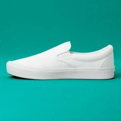 Vans ComfyCush Slip-On In White -Shoe Shop 4161 3 1100x