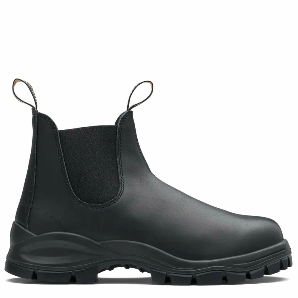 Blundstone Lug Sole 2240 In Black 4 Blundstone Lug Sole 2240 In Black - Image 2