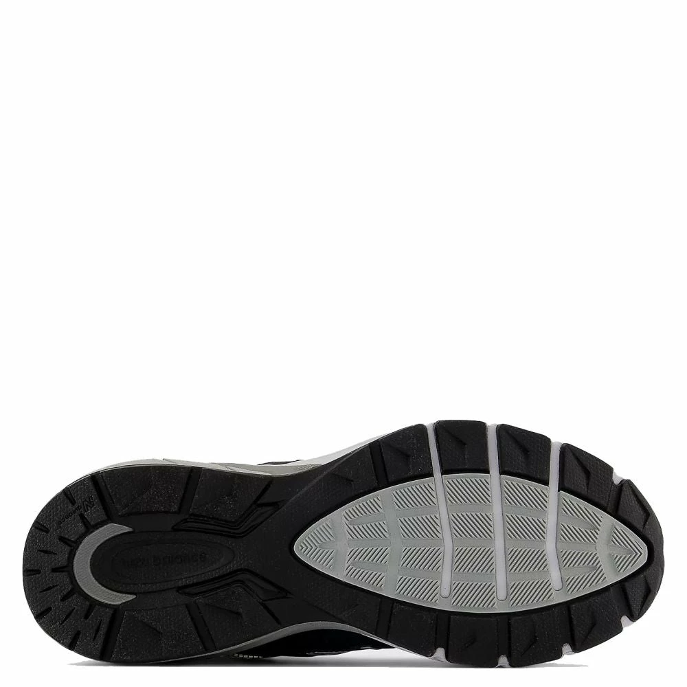 New Balance Women's Made In US 990v5 In Navy With Silver 6 New Balance Women's Made In US 990v5 In Navy With Silver - Image 4